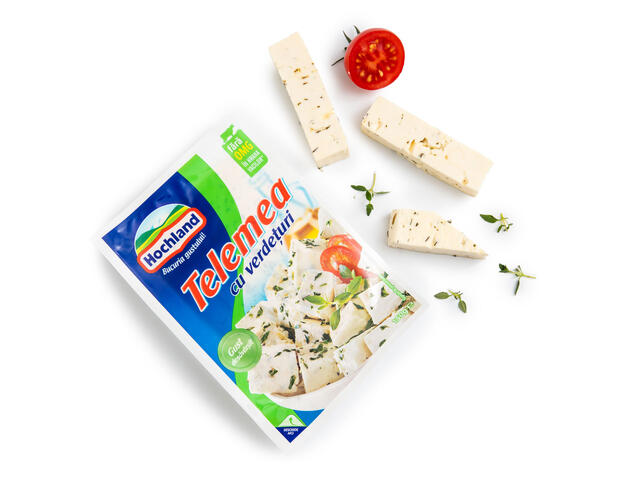 Hochland Telemea de vaca, cu verdeata 150g