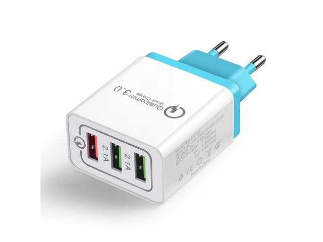 Incarcator adaptor de calatorie 3 x USB, 1xUSB Qualcomm Quick Charge 3.0 si 2xUSB QC 2.1 pentru iPhone iPad Samsung Huawei