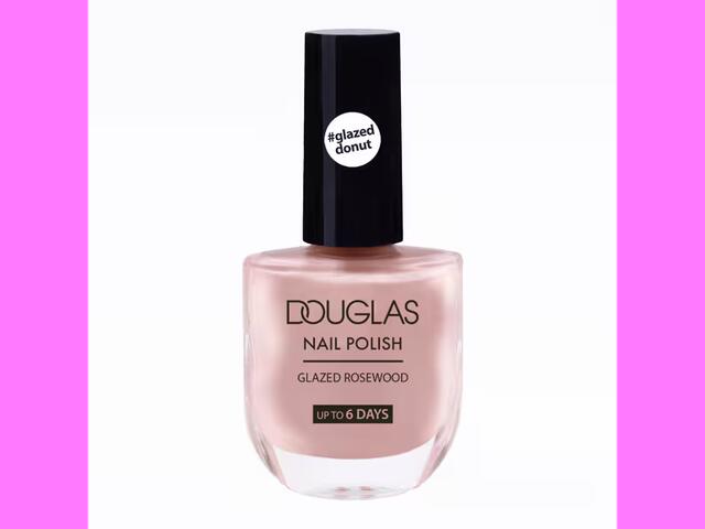 DOUGLAS MAKE UP NAIL POLISH UP TO 6 DAYS
