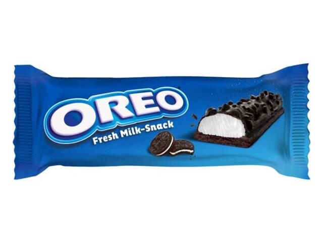 Oreo Fresh Milk Snack baton cu lapte si glazura cacao si bucatele de biscuiti 30 g