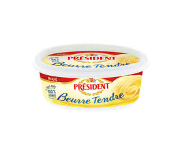 President Tendre unt 82% grasime 250 g