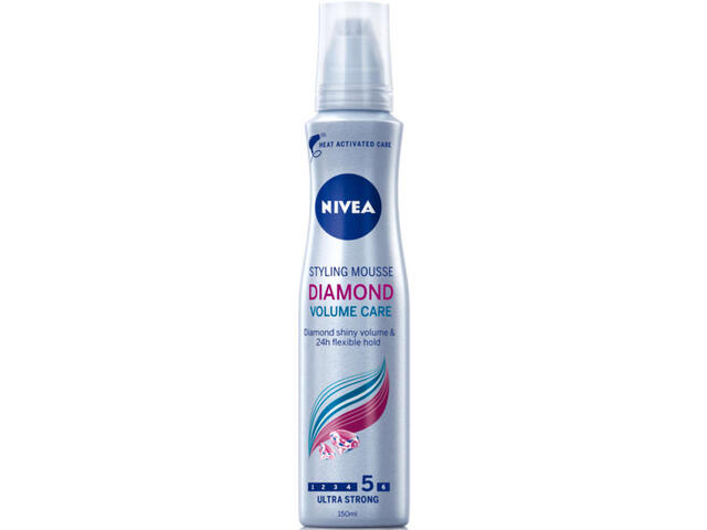 NIVEA Spuma coafat Diamond Volume 150ml