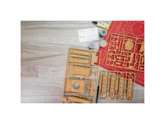 Set de constructie, Airfix Starter Set, Tiger 1, 39 piese