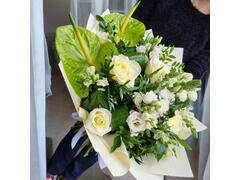 Buchet cadou alb cu verde