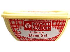 Paysan Breton unt usor sarat 82% grasime 250 g