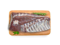 Piept de porc cu os, slanina si sorici parlit Integra, +/- 1 kg