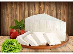 Telemea proaspata de vaca per 100g