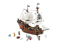 LEGO® Creator - Corabie de pirati (31109)