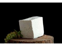 Branza  La Saramura Proaspata