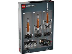 LEGO® Technic - Racheta sistemului de lansare spatiala NASA Artemis (42221)
