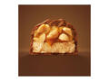 Baton de ciocolata cu lapte, caramel si arahide proaspat prajite Snickers Trio, 112.5 g