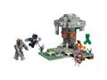 LEGO® Minecraft - Gradina Palida (21586)