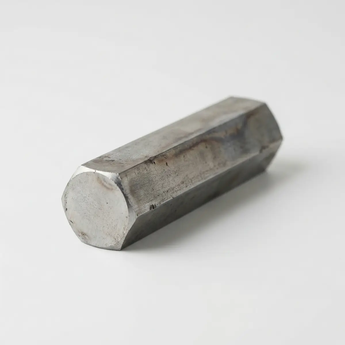 Po‘lat olti qirrali prutok Ст45