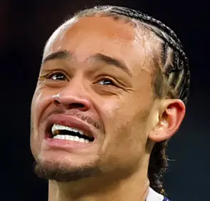 Xavi Simmons Crying 3