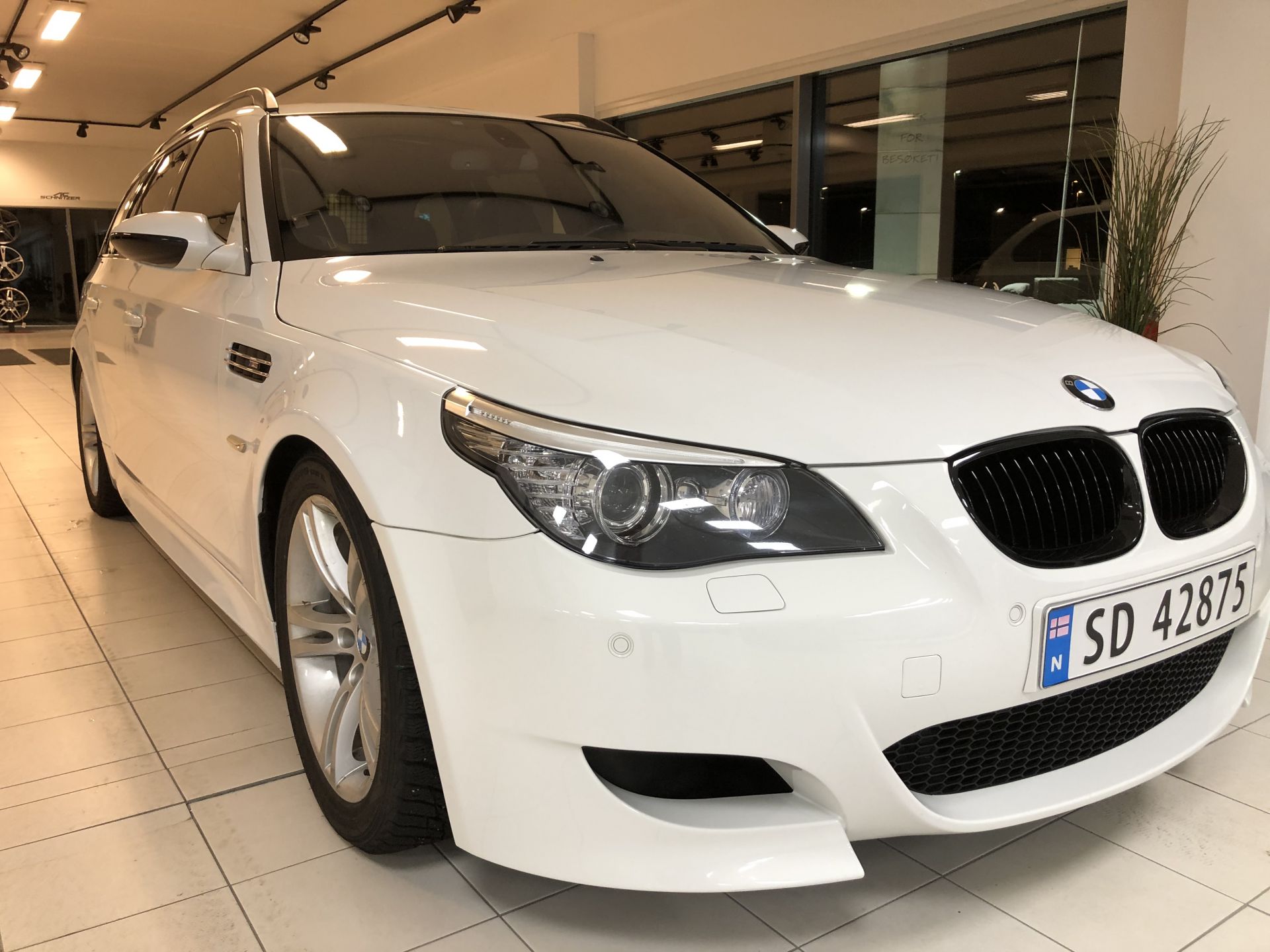 Bmw m5 2009