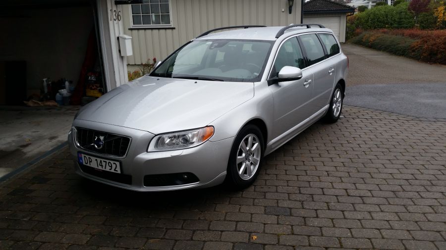 2012 Volvo V70 DRIVe Momentum Stasjonsvogn Diesel - Brooms ...