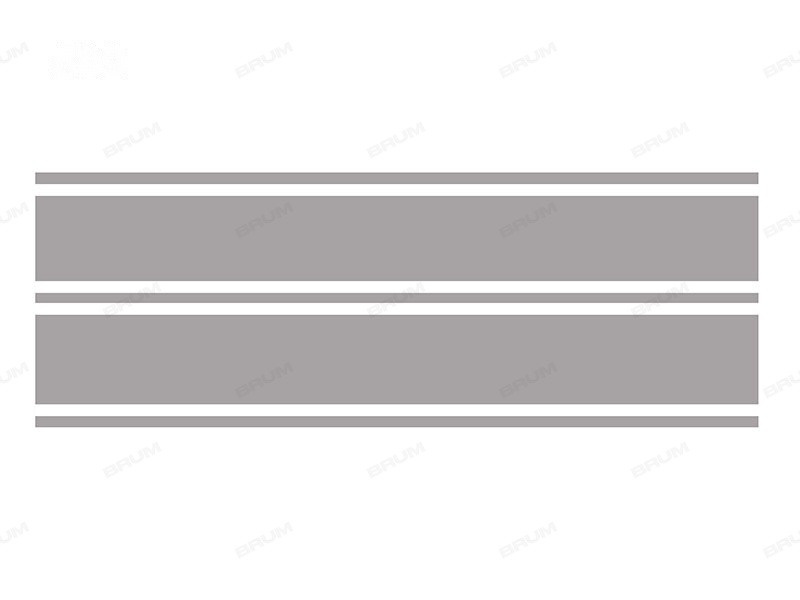 La doppia striscia in figura non può essere superata, ma si può circolare stando a cavallo di essa (509)