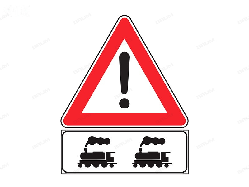 Il segnale raffigurato indica l'attraversamento di binari di manovra (919)