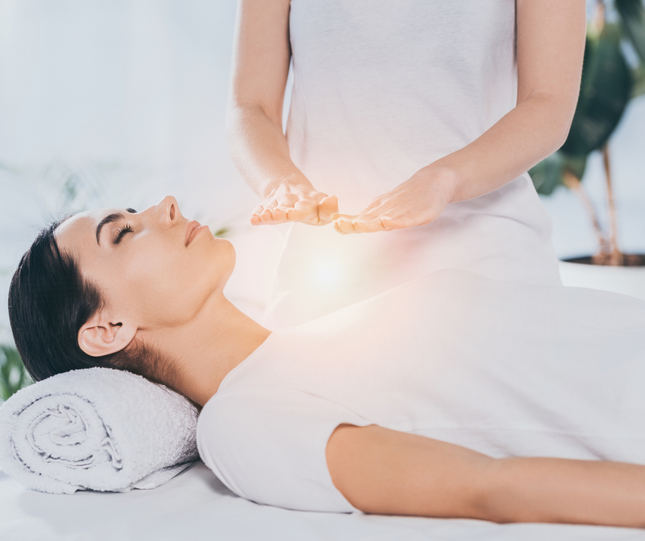 Lalita Massage Ayurvedique : huile essentielle estragon