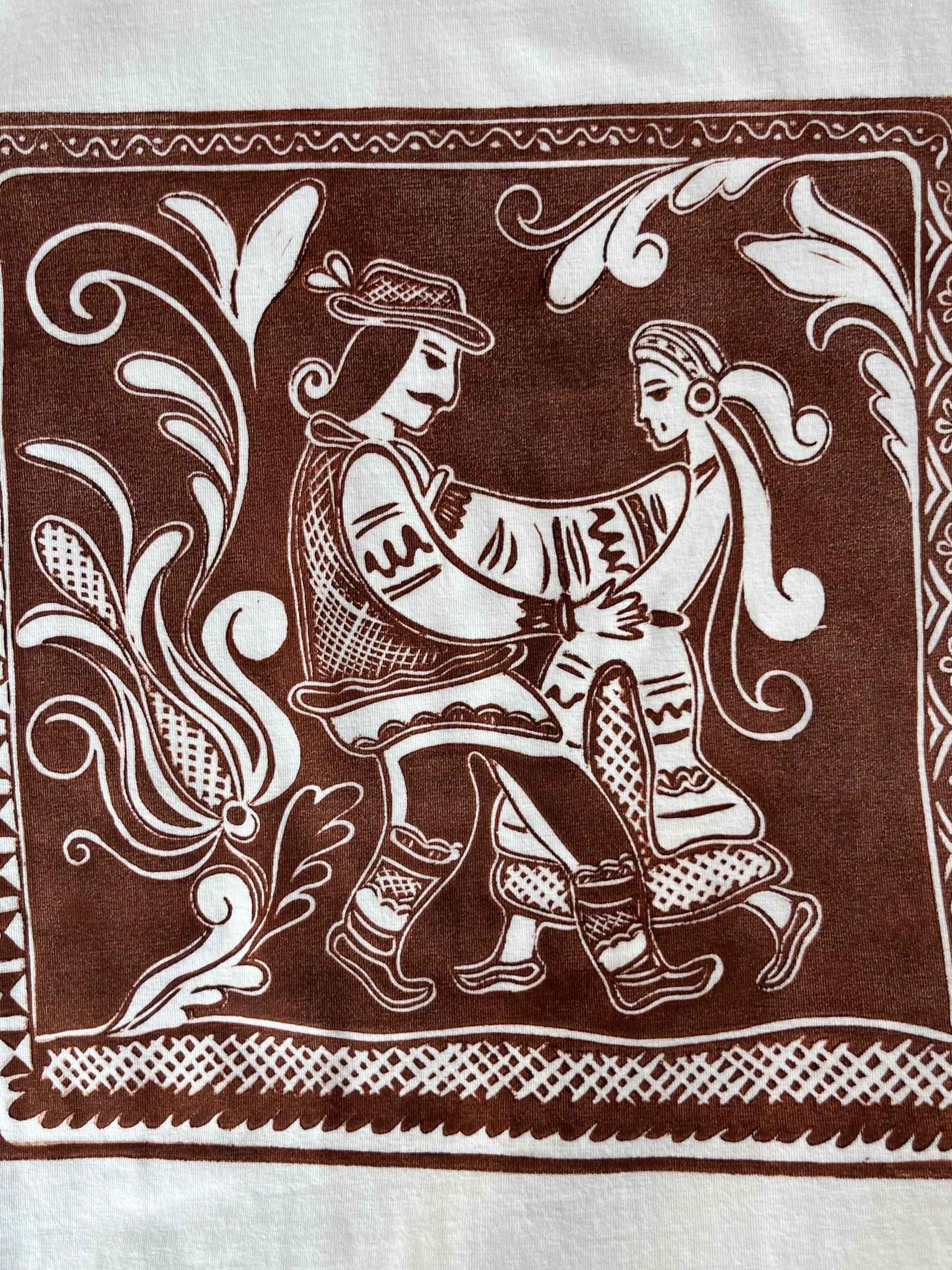 Футболка «Гуцульські Танці» сангіновий відбиток