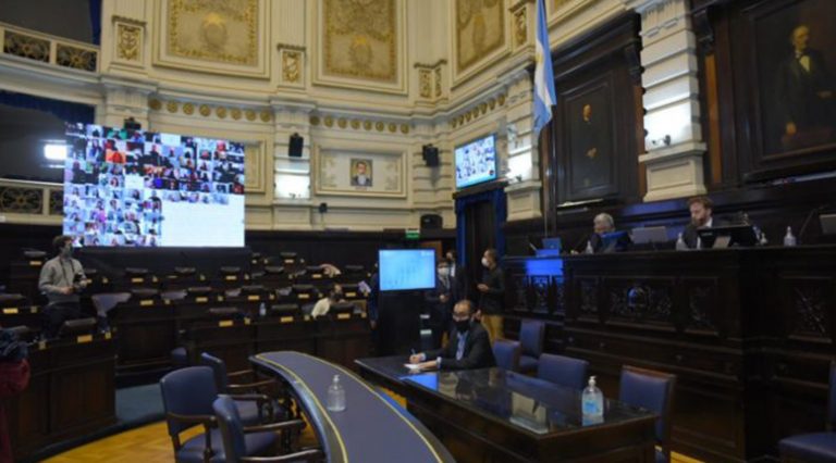 Aprobaron la ley: el aborto ya es legal en Argentina