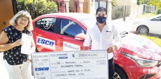 Vamos de paseo, en el auto nuevo, con ESCO