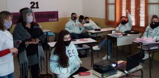 Buena convocatoria de jóvenes en el taller de Armado de CV de Punto Digital