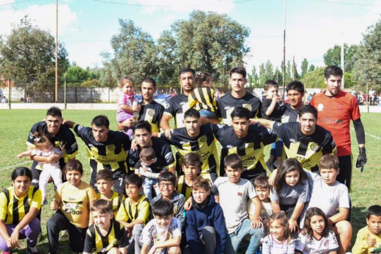 Sportivo logró su objetivo: es semifinalista y festejó en su cancha