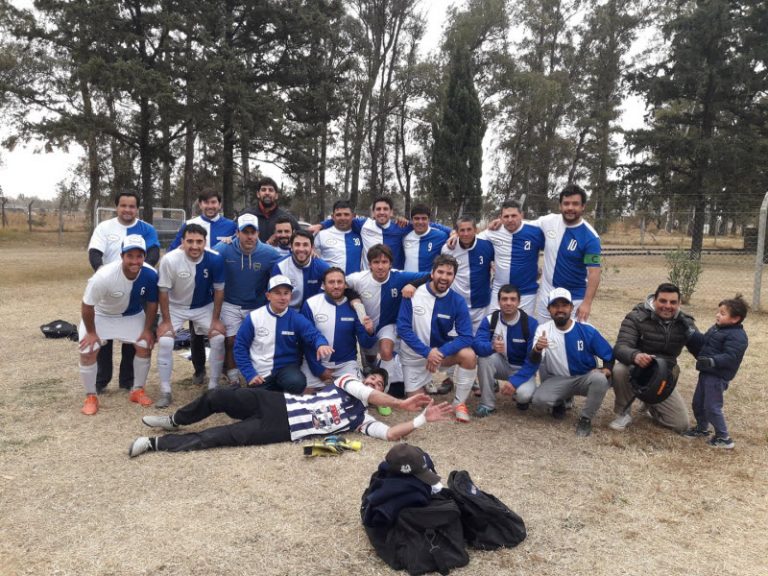 Fumigaciones Piedritas y No End definirán al campeón del Clausura