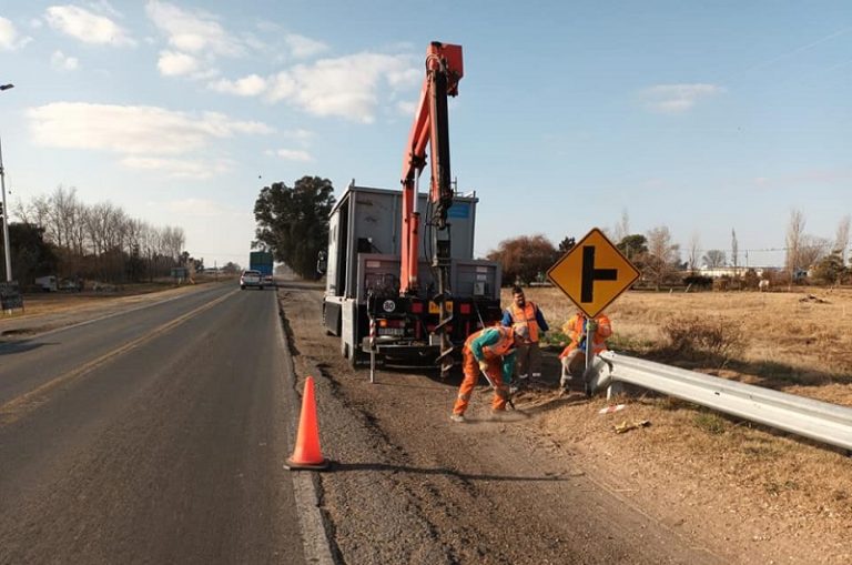 Vialidad Nacional coloca señalética sobre la 188 hasta el cruce con la 33