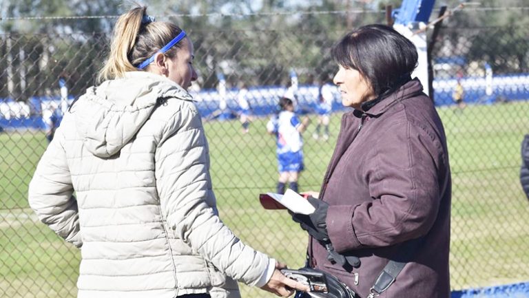 Fútbol con perfume de mujer