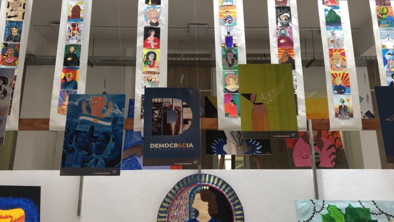 Se realizó la apertura de la 2° Muestra de alumnos de Diseño Gráfico de UNNOBA