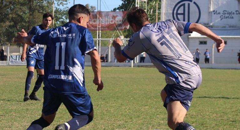 Primer capítulo de la serie final entre Atlético Villegas y Juventud Unida