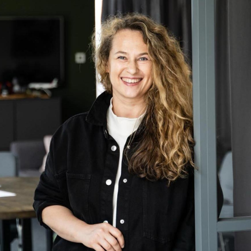 Company.Members.KaduchenkoYaroslava.Name