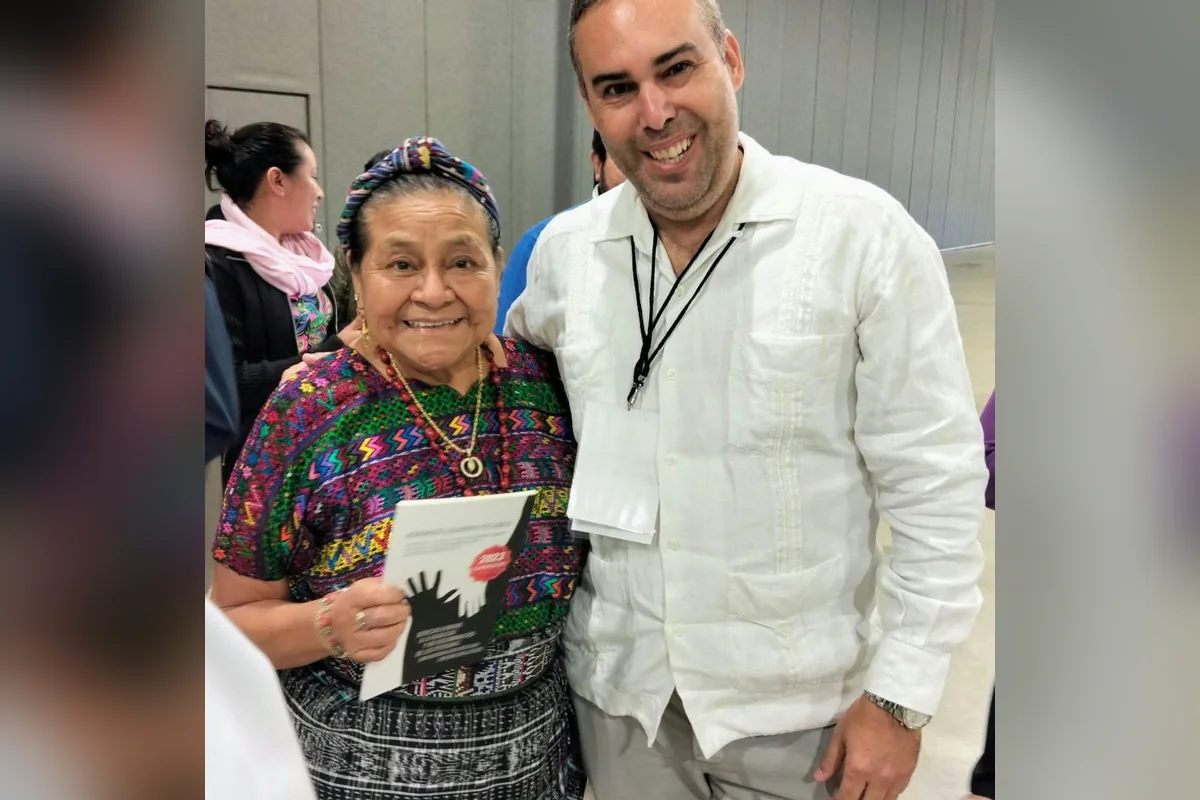 Para el doctor Ignacio Alonso Velasco la reforma viola los derechos humanos de millones de personas mexicanas que cuentan con doble nacionalidad. Foto: Verónica Fajardo.