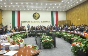 En la sesión del INE de esta mañana se abrió el camino para que los aspirantes a diputados federales, incluyendo a los de Baja California, comiencen sus campañas. Foto: Cuartoscuro
