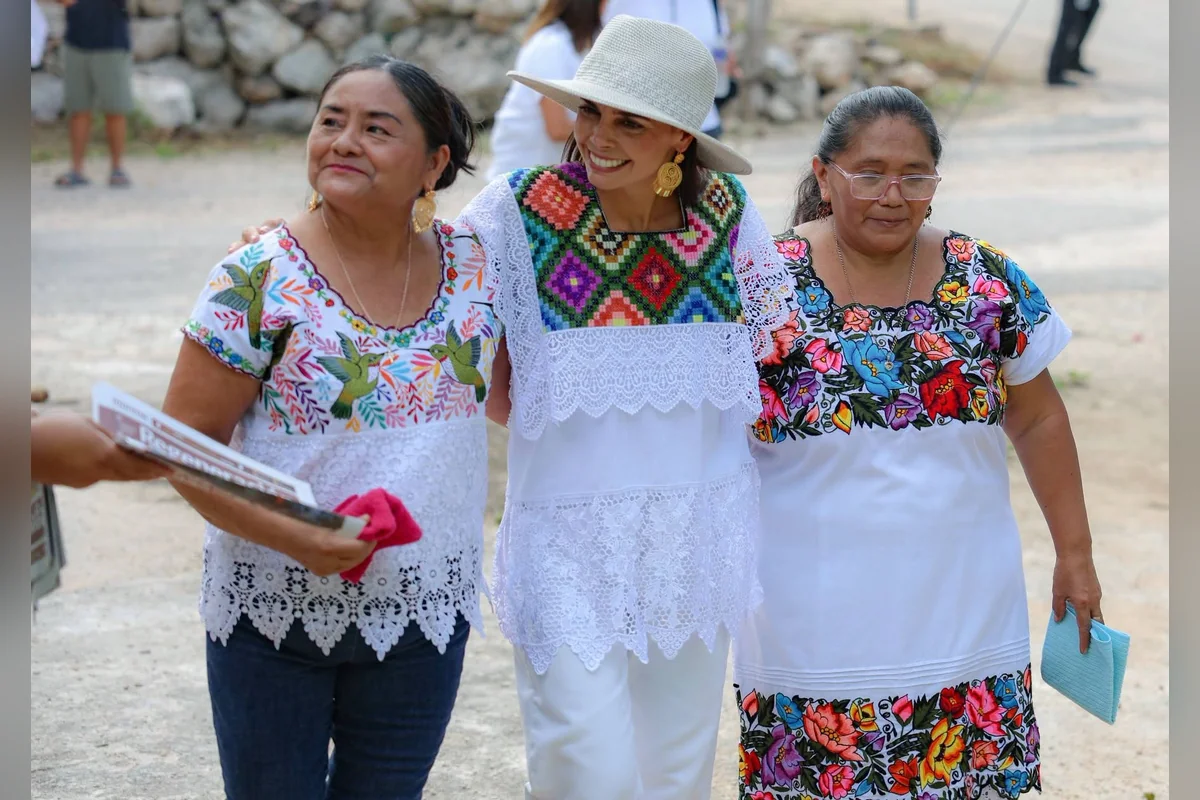 Suplió a Mara Lezama cuando esta asumió la gubernatura y se reeligió en un segundo periodo en el Ayuntamiento de Cancún. Foto Ana Paty Peralta.