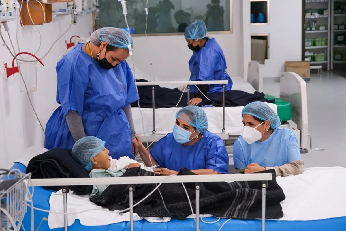 La Ley permitirá que se practique operaciones por males congénitos o por accidentes, pero debe haber un dictamen médico especializado y un estudio sicológico. Foto: Gobierno de QRoo.