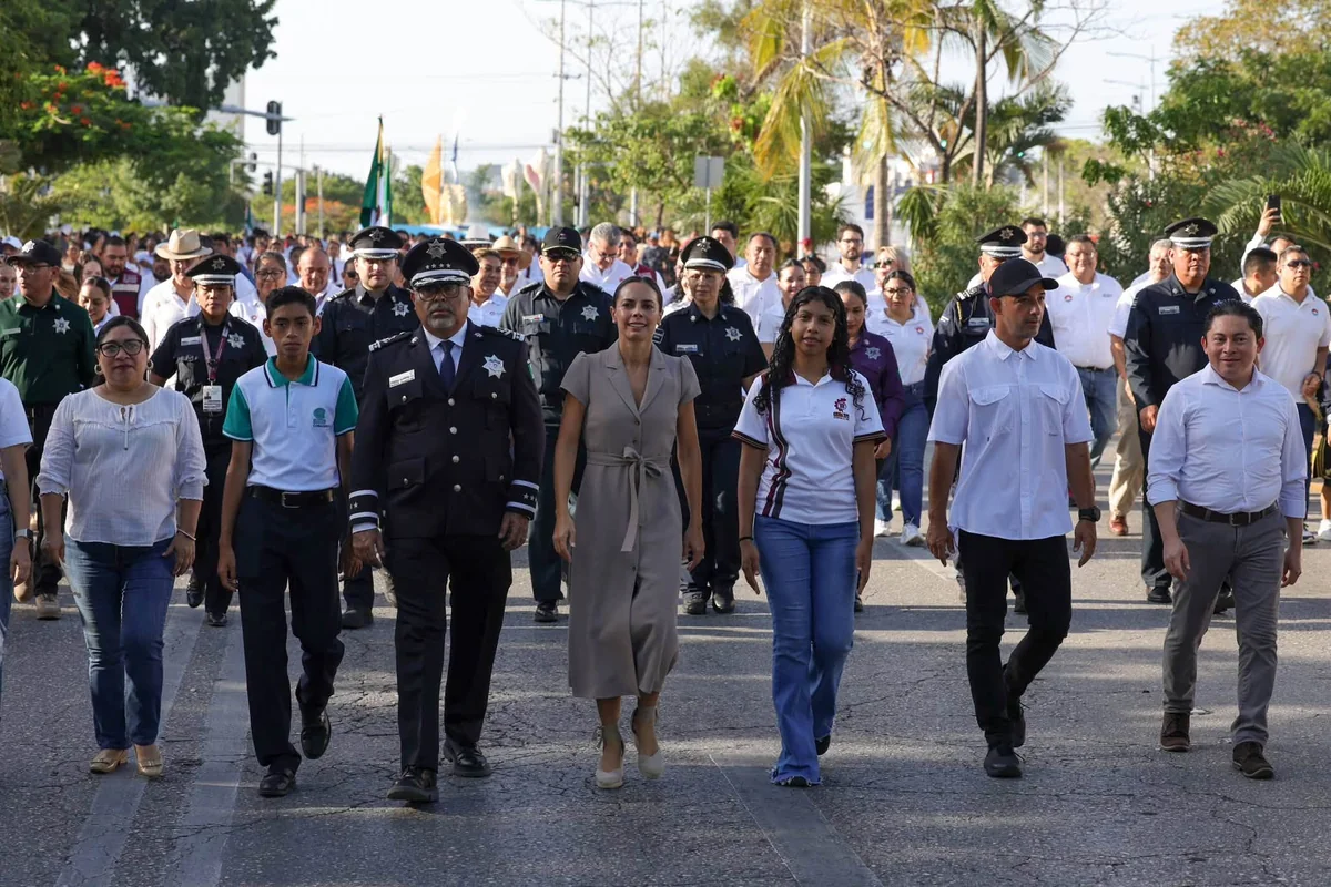 La alcaldesa aseguró que hubo saldo blanco en las actividades de las fiestas patrias en Cancún. Foto: Ayuntamiento Cancún.
