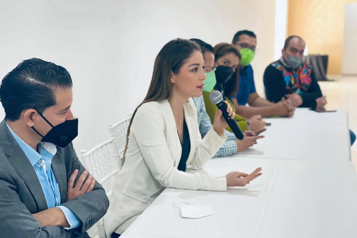 La senadora con licencia del PVEM buscará la gubernatura en 2027.
