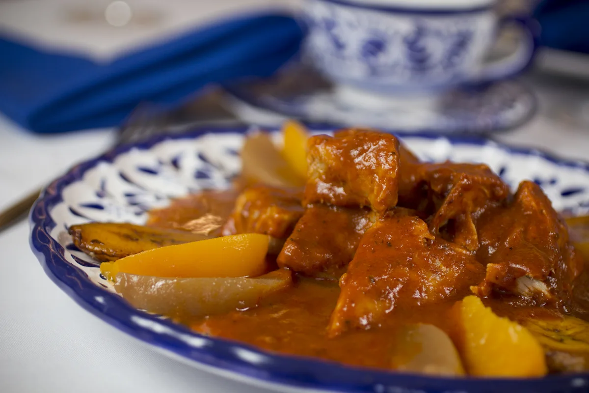 mole manchamanteles