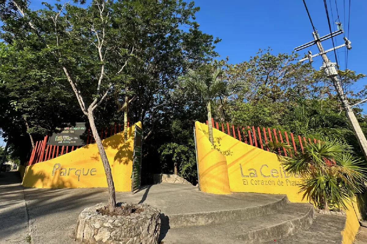El Parque La Ceiba se ubica en Playa del Carmen.