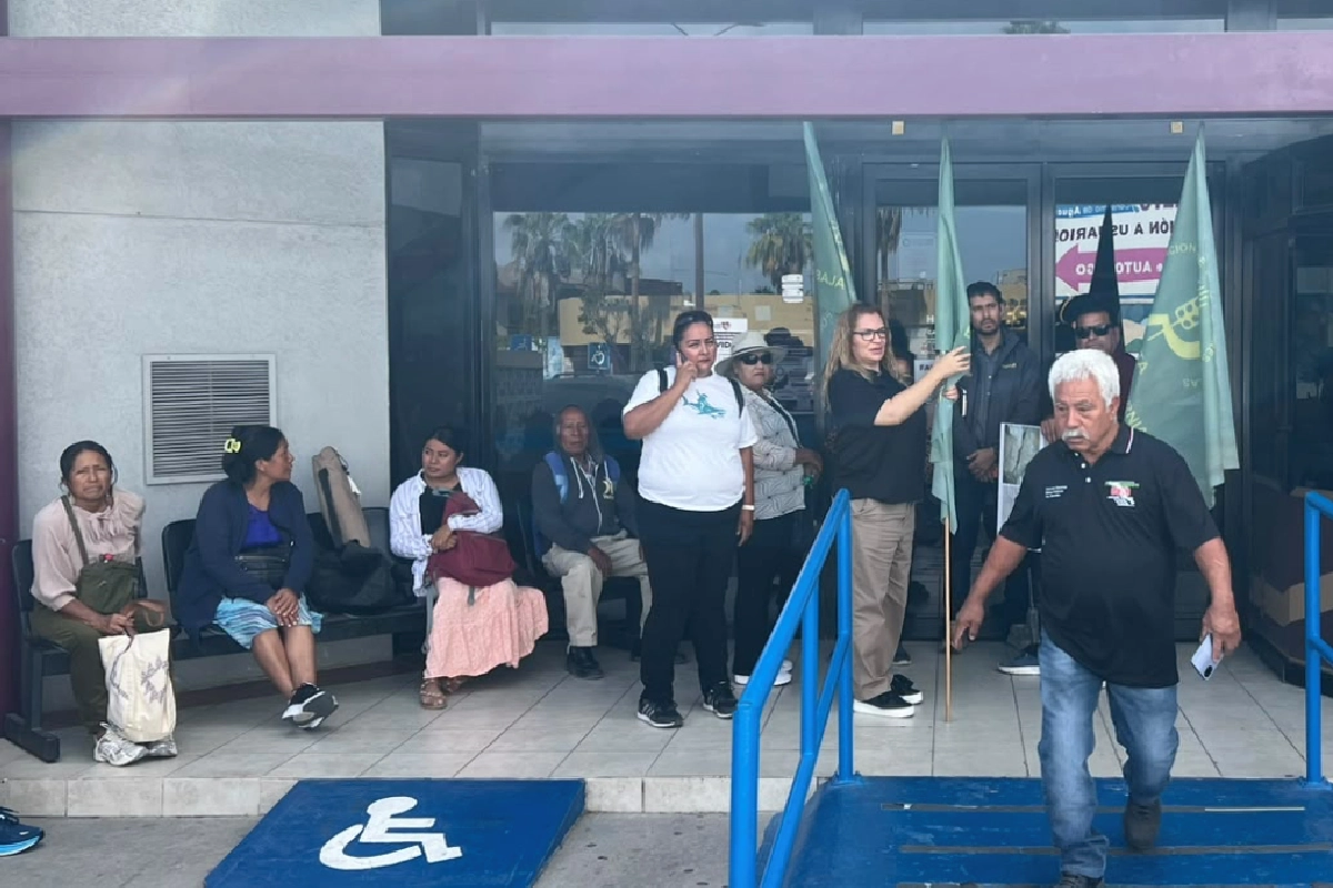 Los manifestantes aseguraron que mantendrán la protesta si no resuelven sus demandas.