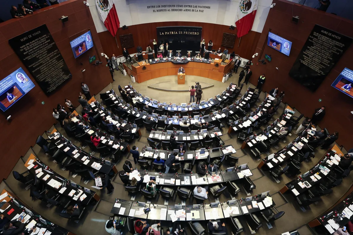 "Ley Antimemes": la iniciativa que reaviva el debate sobre la censura