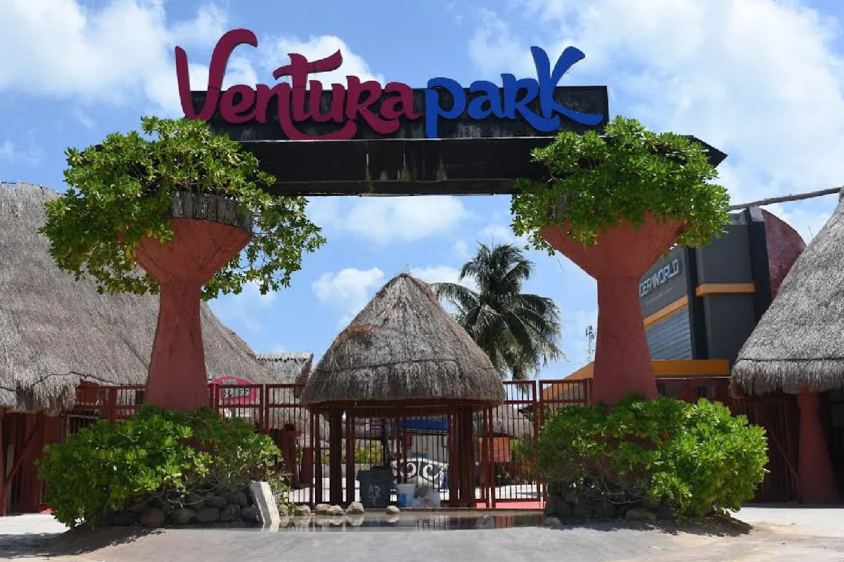 ventura park cancún delfines