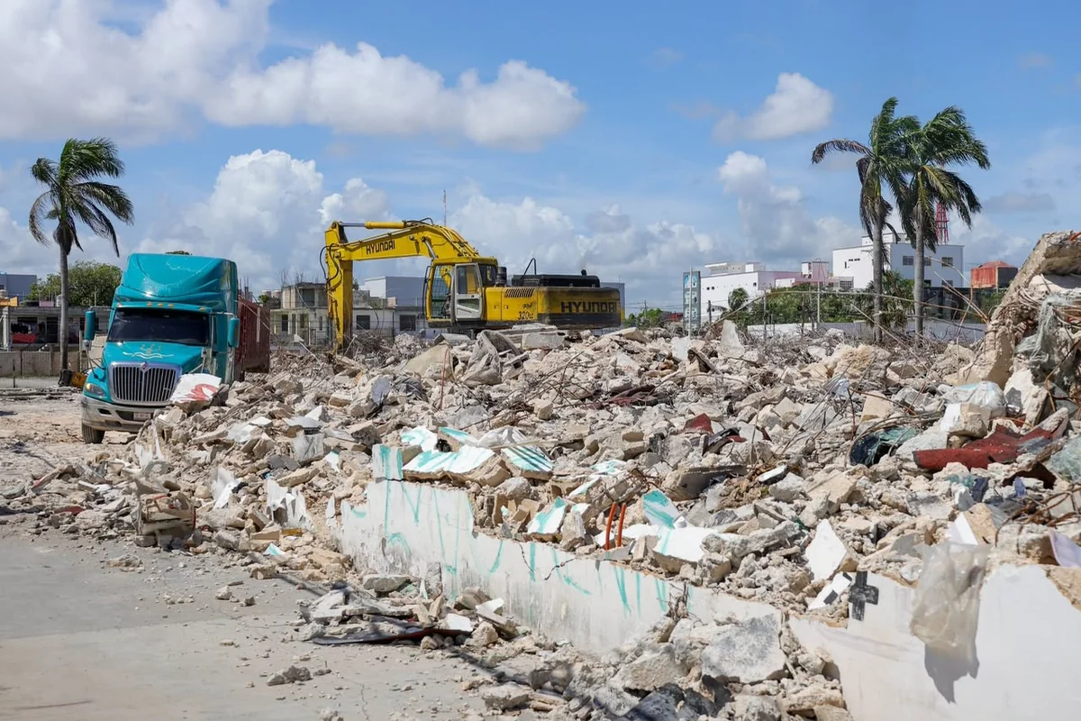 Más de siete años estuvo abandonado el hospital y ahora en ese terreno se construirá un Hospital Materno Infantil. Foto: Ayuntamiento Benito Juárez.