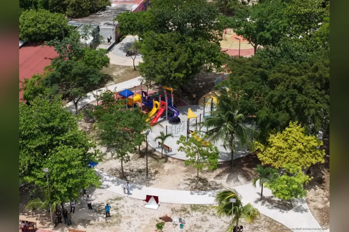El Parque Rojo fue rehabilitado por la iniciativa propuesta por los ciudadanos en Cancún. Foto: Gobierno Benito Juárez.