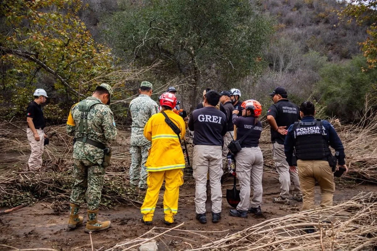 Durante una semana los esfuerzos conjuntos por ayudar a los damnificados unió a las fuerzas locales y federales. Foto: PC Ensenada.
