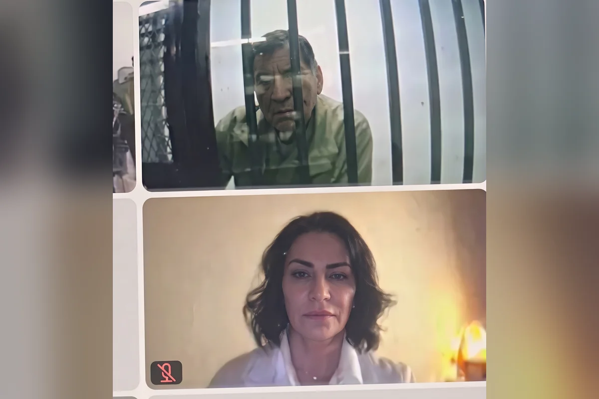 Durante la audiencia, vía remota, la víctima y el victimario se carearon durante unos minutos. Foto: Especial.