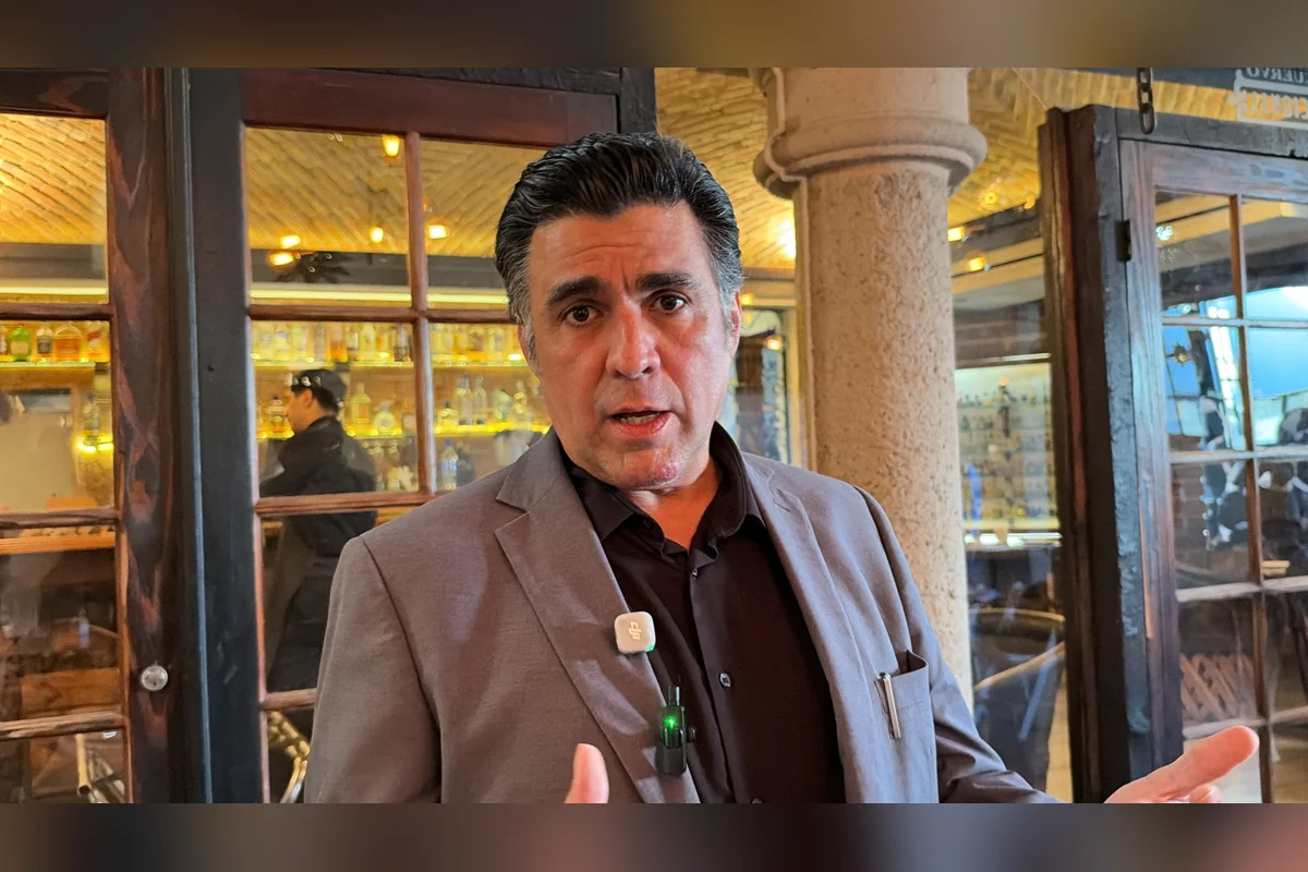 Para Paulo Alfonso Carrillo Regino la instalación de paneles solares representa una opción tanto para los hogares como para los pequeños negocios. Foto Valeria Ugarte.